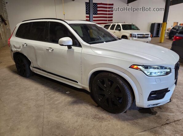 YV4A22PL6H1181909 2017 VOLVO XC90 White 