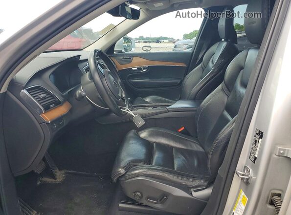YV4A22PL6K1477567 2019 VOLVO XC90 Silver Vista interior delantera