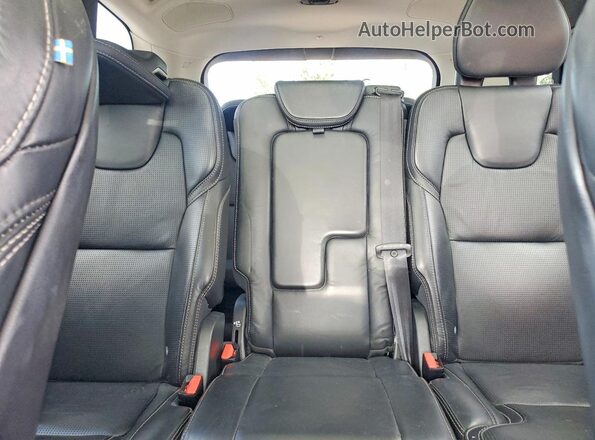 YV4A22PL6K1477567 2019 VOLVO XC90 Silver Vista de los asientos traseros