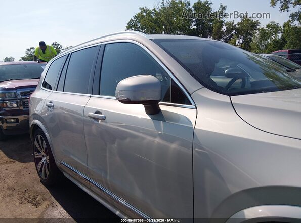 YV4A22PL6M1706851 2021 VOLVO XC90 Silver Սալոնի հետևի տեսք