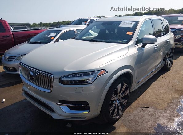 YV4A22PL6M1706851 2021 VOLVO XC90 Silver Առջևի ձախ երեք քառորդ տեսարան