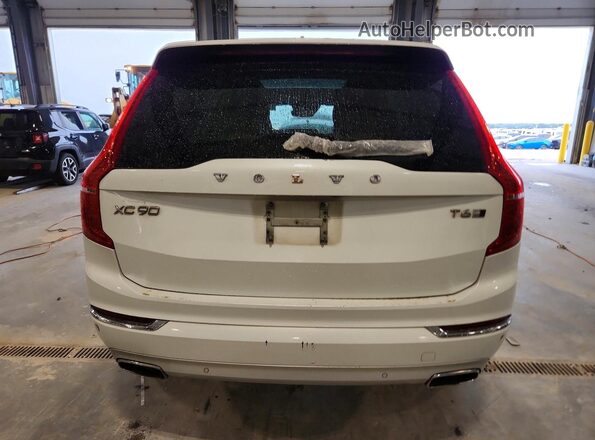 YV4A22PL9G1014474 2016 VOLVO XC90 White Widok z tyłu