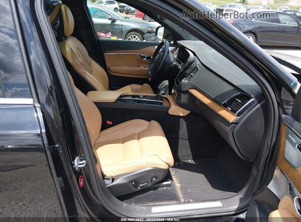 YV4A22PL9J1216500 2018 VOLVO XC90 Black Սալոնի դիմացի տեսք