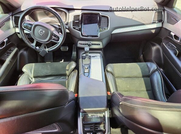 YV4A22PM7G1031671 2016 VOLVO XC90 Red Вид панелі приладів
