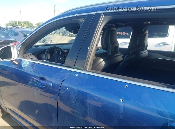 YV4A22PM7J1321092 2018 VOLVO XC90 Blue Front view