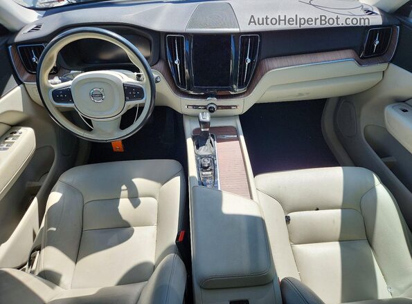 YV4A22RKXM1777054 2021 VOLVO XC60 White Dashboard view