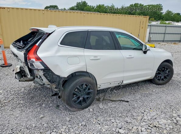 YV4A22RKXM1777054 2021 VOLVO XC60 White Rear right