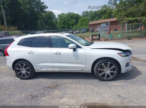 YV4A22RL4J1049086 2018 VOLVO XC60 White Vista interior de 360 grados