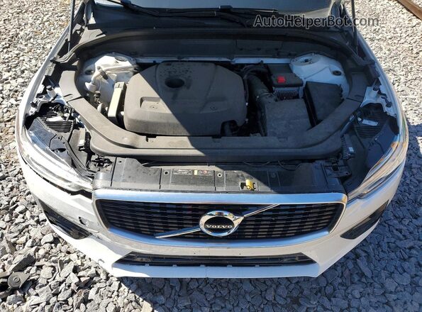 YV4A22RM1K1333849 2019 VOLVO XC60 Белый Вид задней части салона
