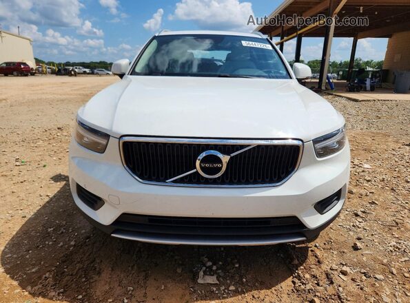 YV4AC2HK2L2209260 2020 VOLVO XC40 Белый Вид спереди