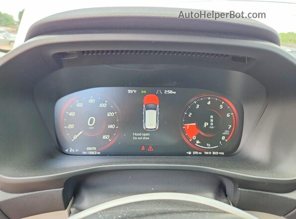 YV4AC2HK2L2209260 2020 VOLVO XC40 Белый Вид щитка приборов