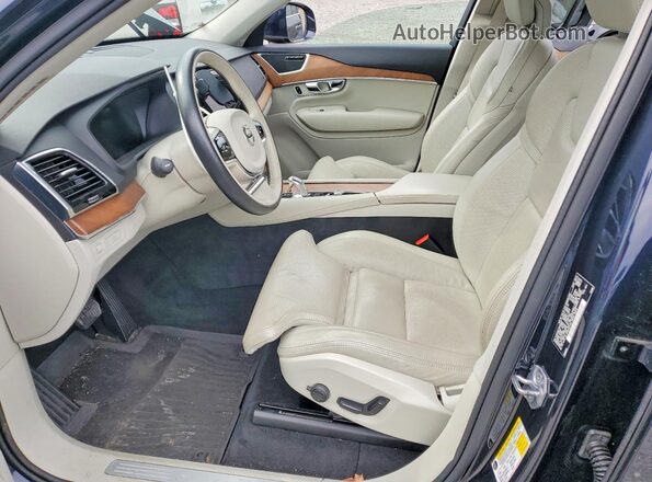 YV4BC0PL7H1170987 2017 VOLVO XC90 Black Front interior view