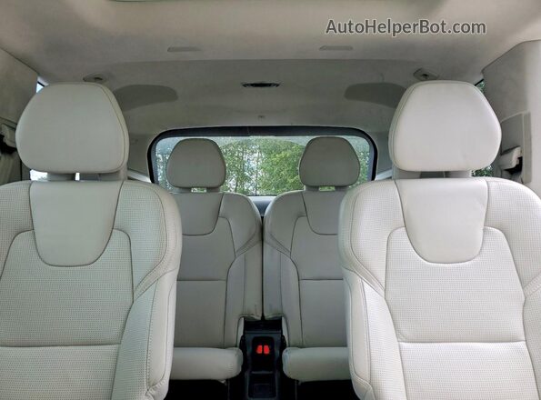 YV4BR00L5M1679303 2021 VOLVO XC90 Gray 