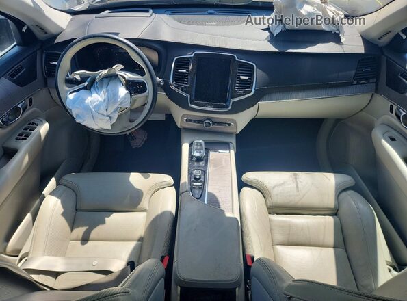 YV4BR00L5M1703230 2021 VOLVO XC90 Silver Widok deski rozdzielczej