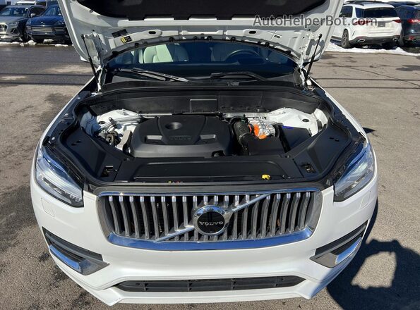 YV4BR0CK7M1700459 2021 VOLVO XC90 Белый Вид панели приборов