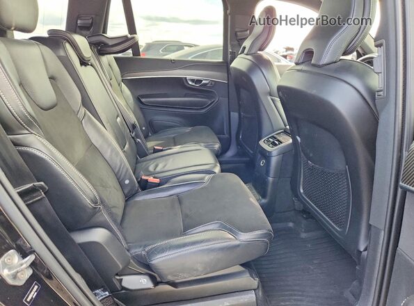 YV4BR0CM4K1426135 2019 VOLVO XC90 Black Widok wnętrza z tyłu