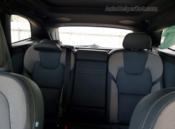 YV4BR0DMXN1909843 2022 VOLVO XC60 Gray Հետևի նստատեղերի տեսք