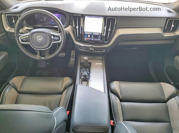 YV4BR0DMXN1909843 2022 VOLVO XC60 Gray Առջևի վահանակի տեսք