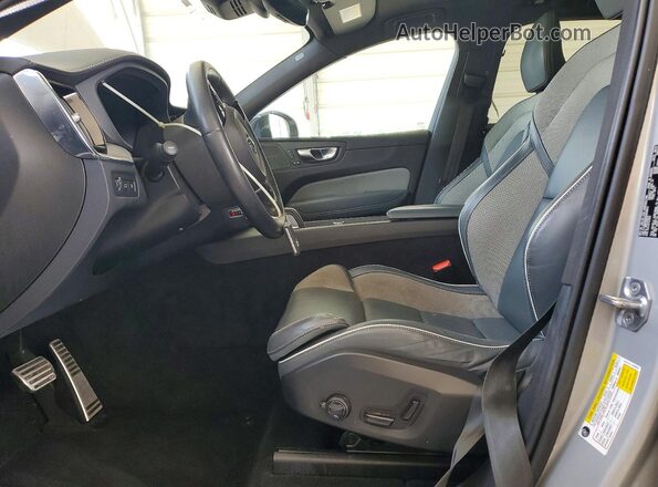YV4BR0DMXN1909843 2022 VOLVO XC60 Gray Սալոնի դիմացի տեսք