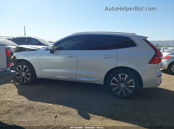 YV4BR0DZ8N1997660 2022 VOLVO XC60 RECHARGE PLUG-IN HYBRID Белый Панорамный вид салона 360°