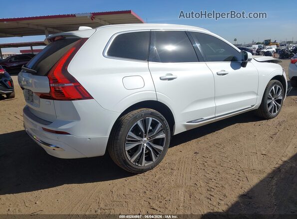 YV4BR0DZ8N1997660 2022 VOLVO XC60 RECHARGE PLUG-IN HYBRID Белый Задняя правая четверть