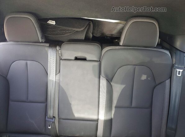 YV4ED3GK4P2047224 2023 VOLVO C40 White უკანა სავარძლების ხედი