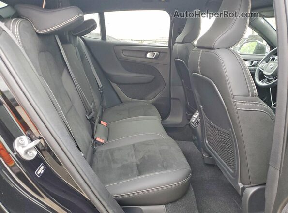 YV4ED3GL1P2029546 2023 VOLVO C40 Черный Вид задней части салона