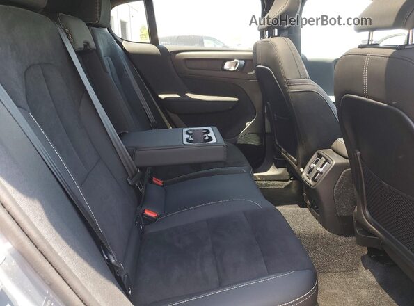 YV4ED3GL5P2063747 2023 VOLVO C40 Gray უკანა სალონის ხედი