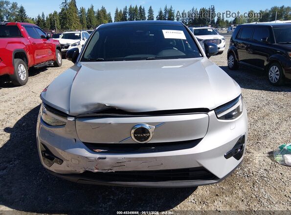 YV4ED3GM5P2045581 2023 VOLVO C40 RECHARGE PURE ELECTRIC Silver Սալոնի հետևի տեսք
