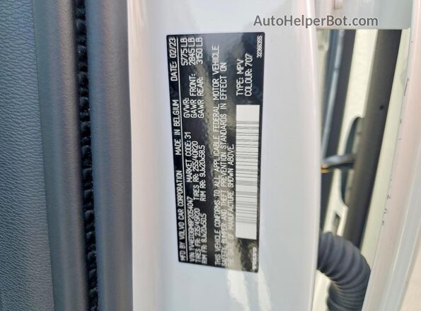 YV4ED3GM8P2054047 2023 VOLVO C40 White სალონის 360-გრადუსიანი ხედი