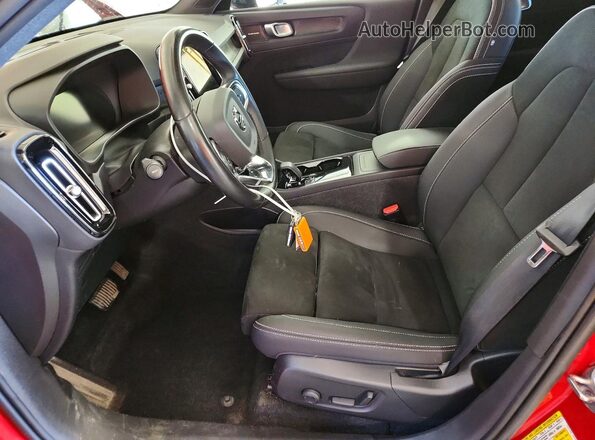 YV4ED3GM9P2044756 2023 VOLVO C40 Red Vista interior delantera