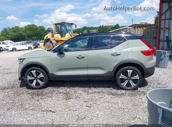 YV4ED3UL3P2052721 2023 VOLVO XC40 RECHARGE PURE ELECTRIC Green სალონის 360-გრადუსიანი ხედი