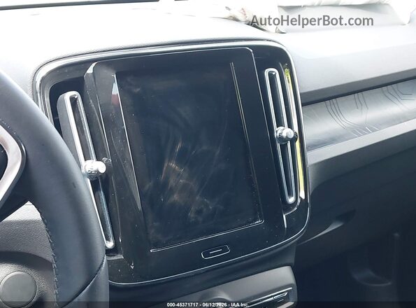 YV4ED3UL3P2052721 2023 VOLVO XC40 RECHARGE PURE ELECTRIC Green 
