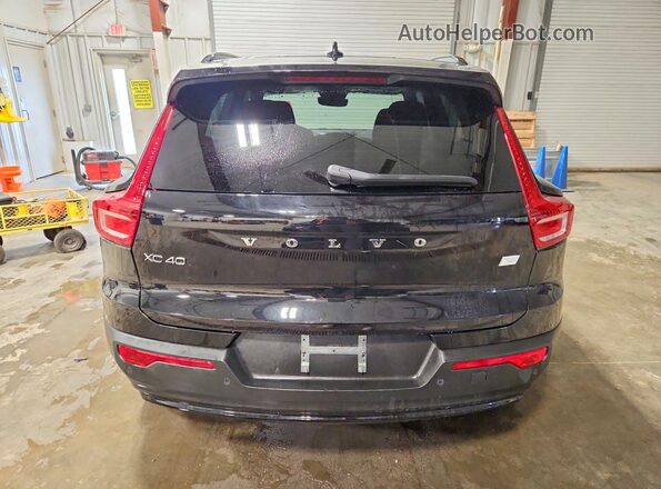 YV4ED3UL8P2979682 2023 VOLVO XC40 Черный 