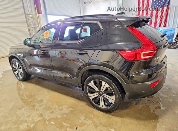 YV4ED3UL8P2979682 2023 VOLVO XC40 Черный 