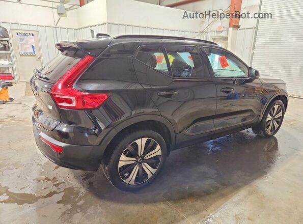 YV4ED3UL8P2979682 2023 VOLVO XC40 Черный 