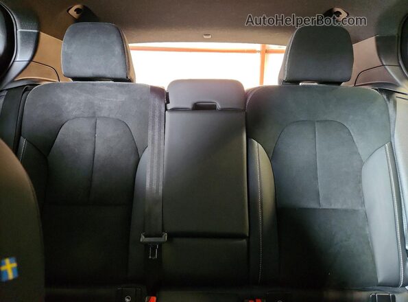 YV4ED3UL8P2979682 2023 VOLVO XC40 Черный 