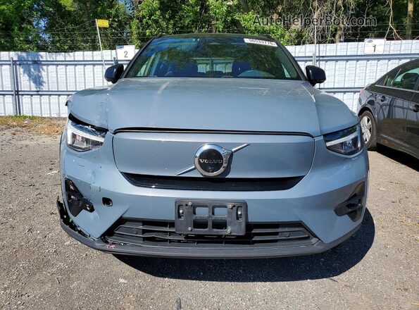YV4ED3UM2P2948713 2023 VOLVO XC40 Blue Вид спереду