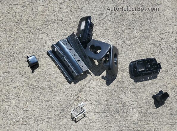 YV4ED3UR2N2716783 2022 VOLVO XC40 Синий Вид подкапотного пространства