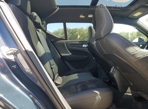YV4ED3UR2N2716783 2022 VOLVO XC40 Синий Вид задних сидений