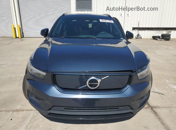 YV4ED3UR2N2716783 2022 VOLVO XC40 Синий Вид спереди