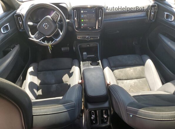 YV4ED3UR2N2716783 2022 VOLVO XC40 Синий Вид панели приборов