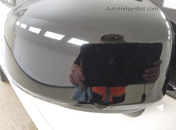 YV4ED3UR3M2588147 2021 VOLVO XC40 Белый 