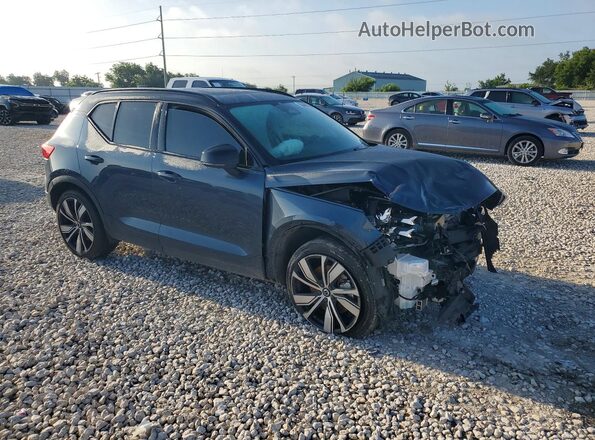 YV4ED3UR7N2643975 2022 VOLVO XC40 Blue Передня права чверть
