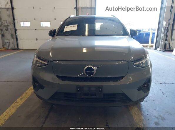 YV4ED3UW2P2074607 2023 VOLVO XC40 RECHARGE PURE ELECTRIC Серый Вид задней части салона