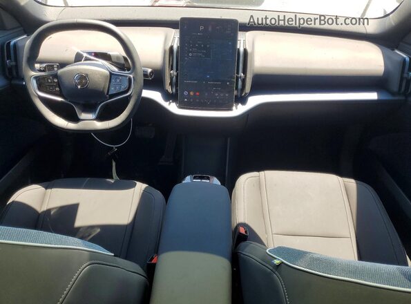 YV4EK3ZL0SS156588 2025 VOLVO EX30 White Vista del salpicadero