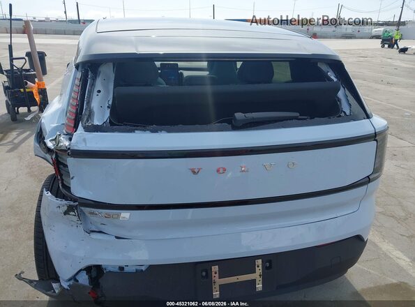 YV4EK3ZL8T2618851 2026 VOLVO EX30 White 