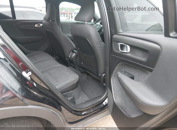 YV4ER3HJ0S2495671 2025 VOLVO EX40 Black VIN sticker view