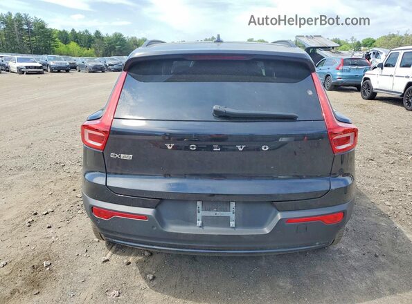 YV4ER3HJ9S2460188 2025 VOLVO EX40 Black Rear view