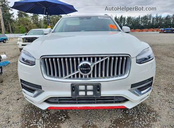 YV4H600L6N1841184 2022 VOLVO XC90 White Vista frontal